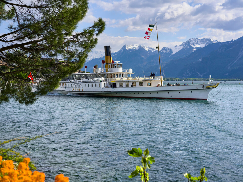 Raddampfer auf dem Genfersee
