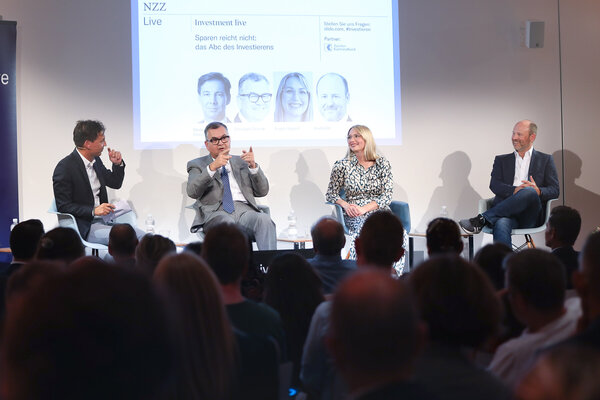 Christoph Schenk an der Podiumsdiskussion NZZ Live (Bild: Screenshot)