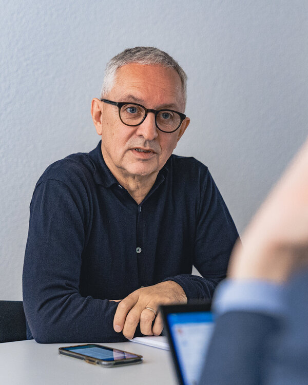 Roman Schad, HR und Training Manager bei AnyWeb AG (Bild: Simon Baumann)