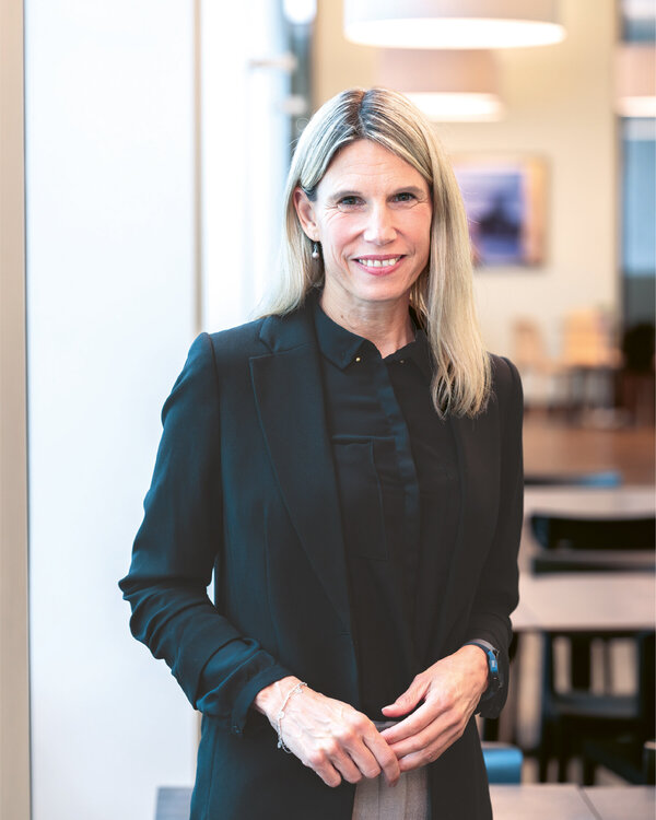 Silke Hein, Zürcher Kantonalbank