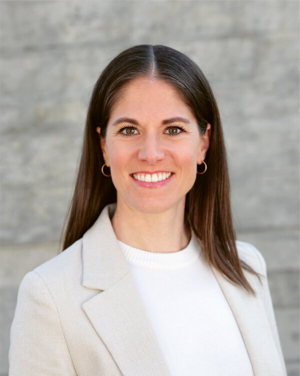 Mona Moser, Zürcher Kantonalbank