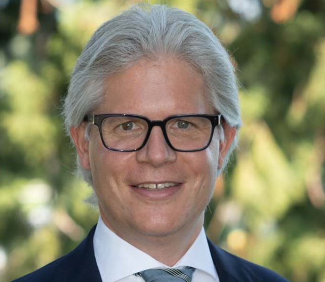 Adrian Schmidlin, Leiter Marktgebiet Firmenkunden Zürichsee