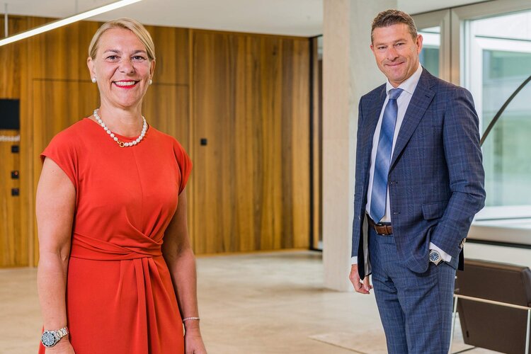 Myriam Burtscher, Leiterin Marktgebiet Zürich-City & Mitglied der Direktion, Zürcher Kantonalbank Christoph Weber, Leiter Private Banking & Mitglied der Generaldirektion, Zürcher Kantonalbank