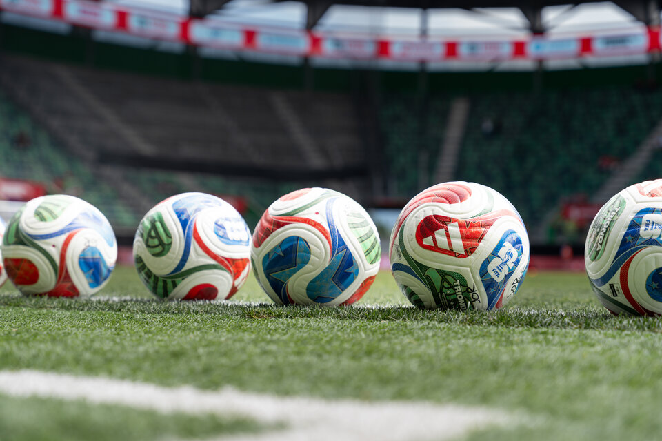 Der offizielle WM Ball 2026