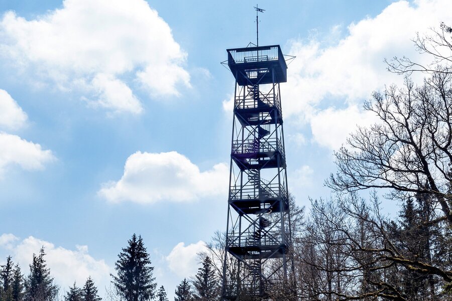 Aussichtsturm auf dem Pfannenstiel bei Uetikon